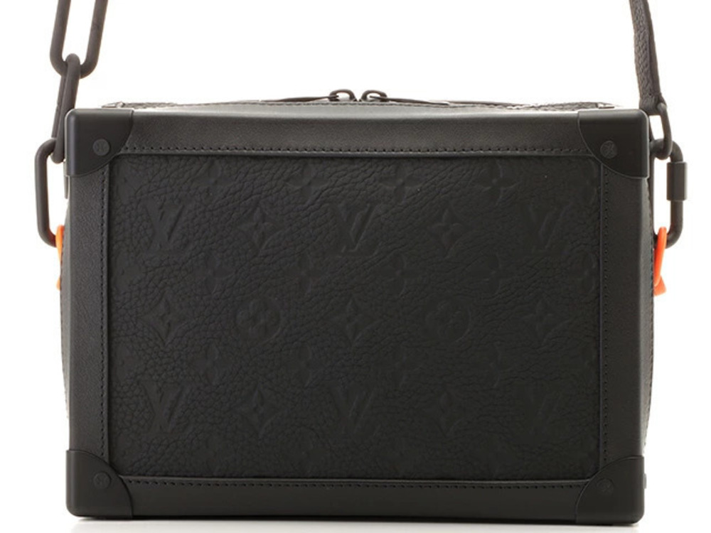 LOUIS VUITTON Soft Trunk Shoulder Bag Taurillon Leather Noir Black Red